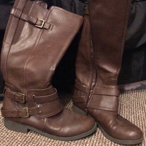 brown boots, very comfortable size 10